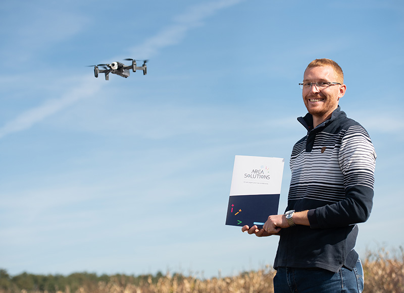 Professionnel du drone agricole